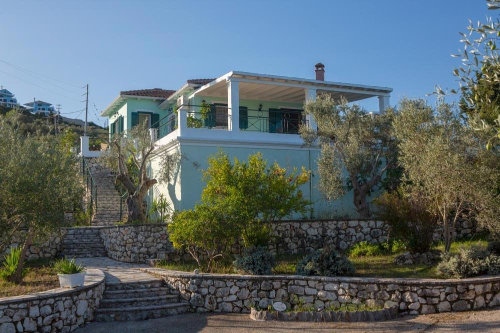 Villa Belvedere Verde Tsoukaladhes Exterior photo