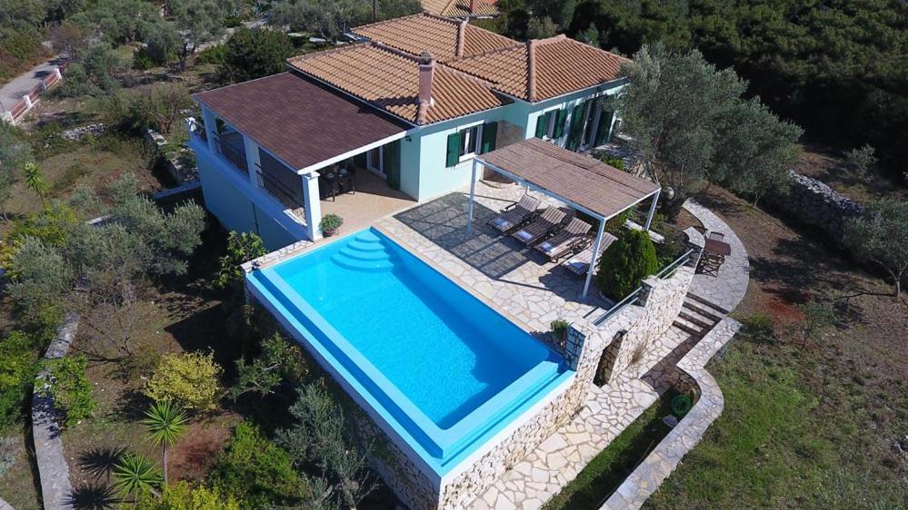 Villa Belvedere Verde Tsoukaladhes Exterior photo