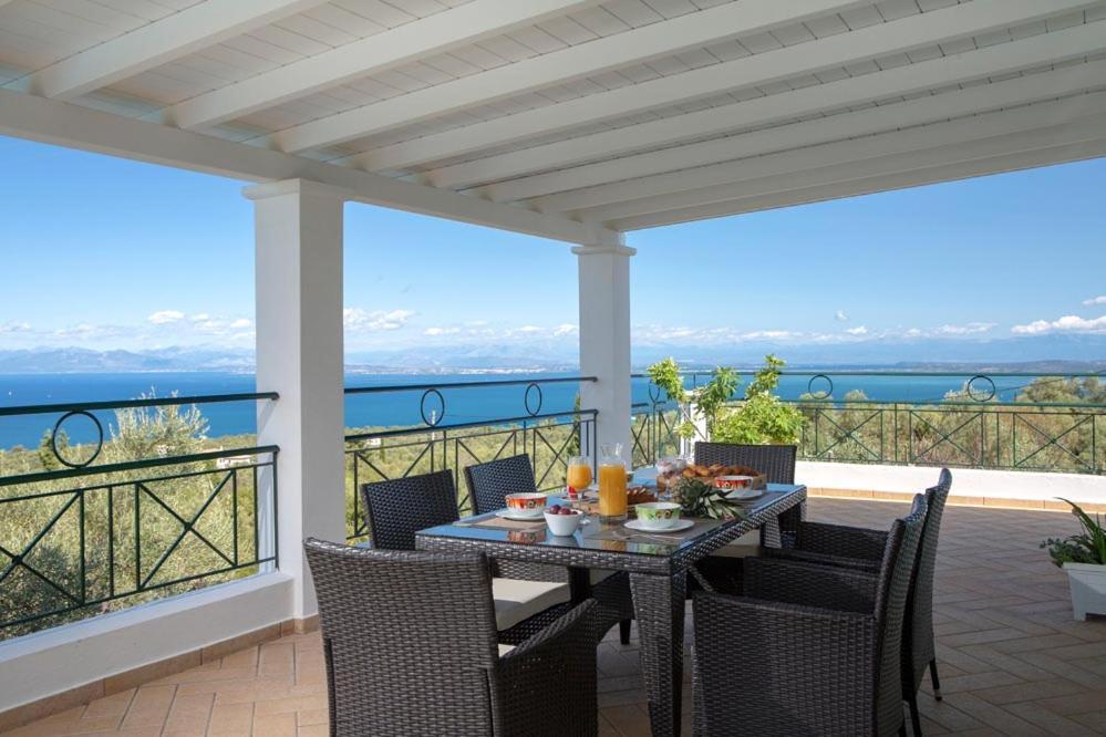 Villa Belvedere Verde Tsoukaladhes Exterior photo
